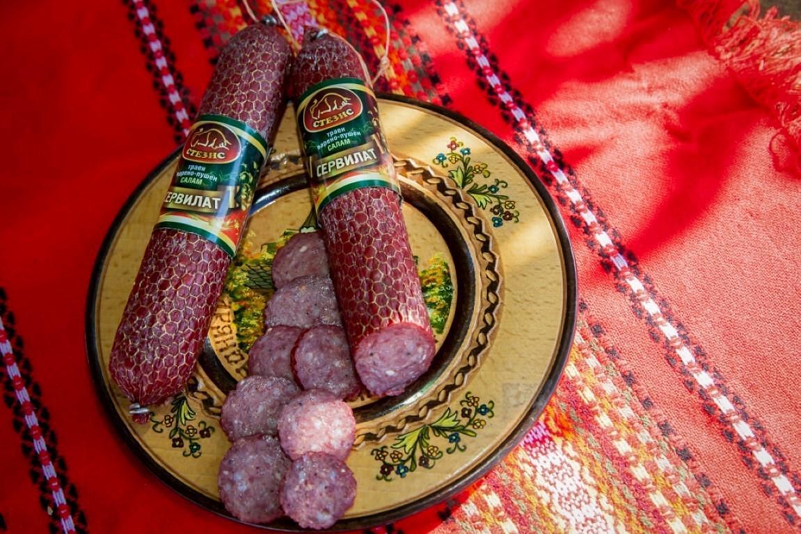 СЕРВИЛАТ СТЕЗИС