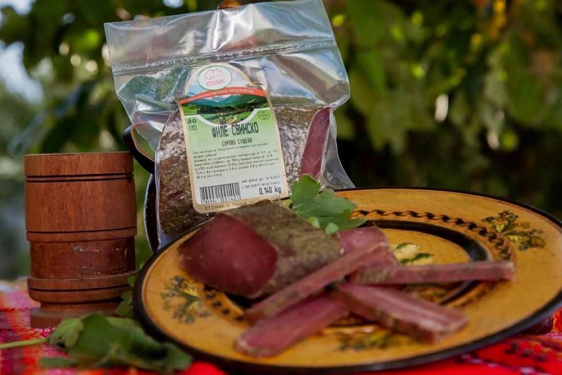 СВИНСКО ФИЛЕ СУРО/СУШЕНО СТЕЗИС